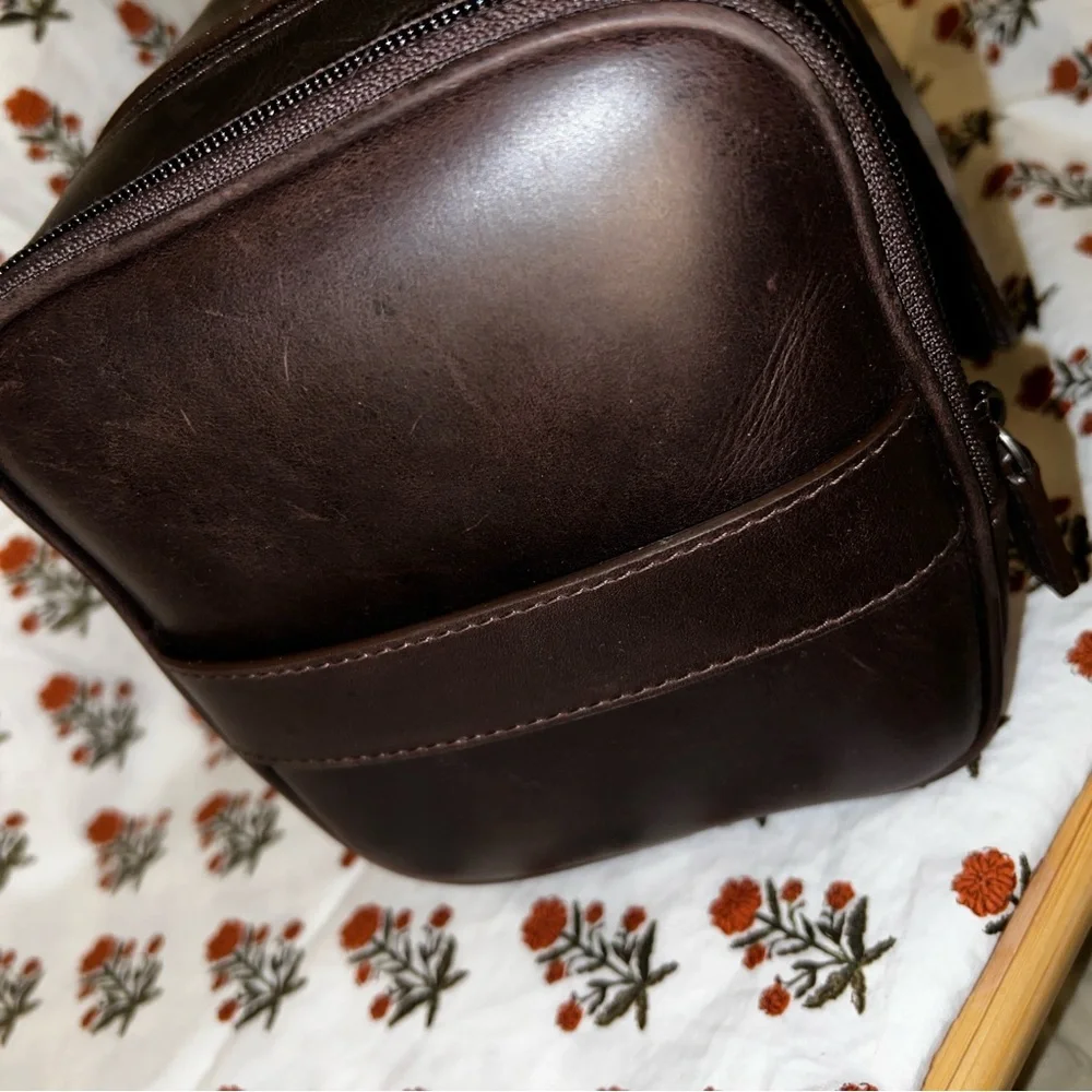 NO MONOGRAM! NWT Mark & Graham Hanging Toiletry Bag Dopp Kit - Graham in Rustic - Picture 8 of 9